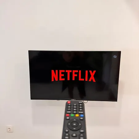 Gold Coast Luxury Nea Triglia