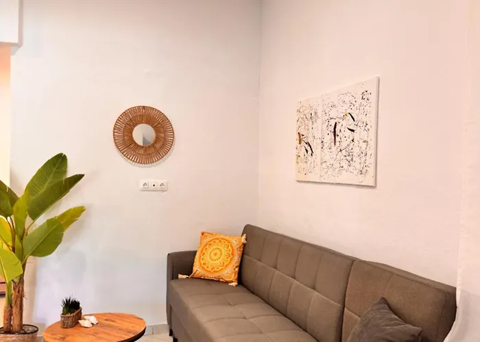 Lägenhet Gold Coast Luxury Nea Triglia